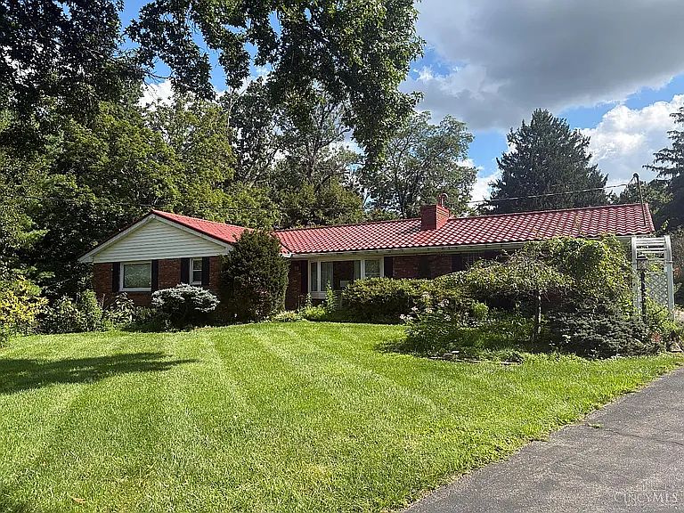 1st image of 7755 Pfeiffer Rd