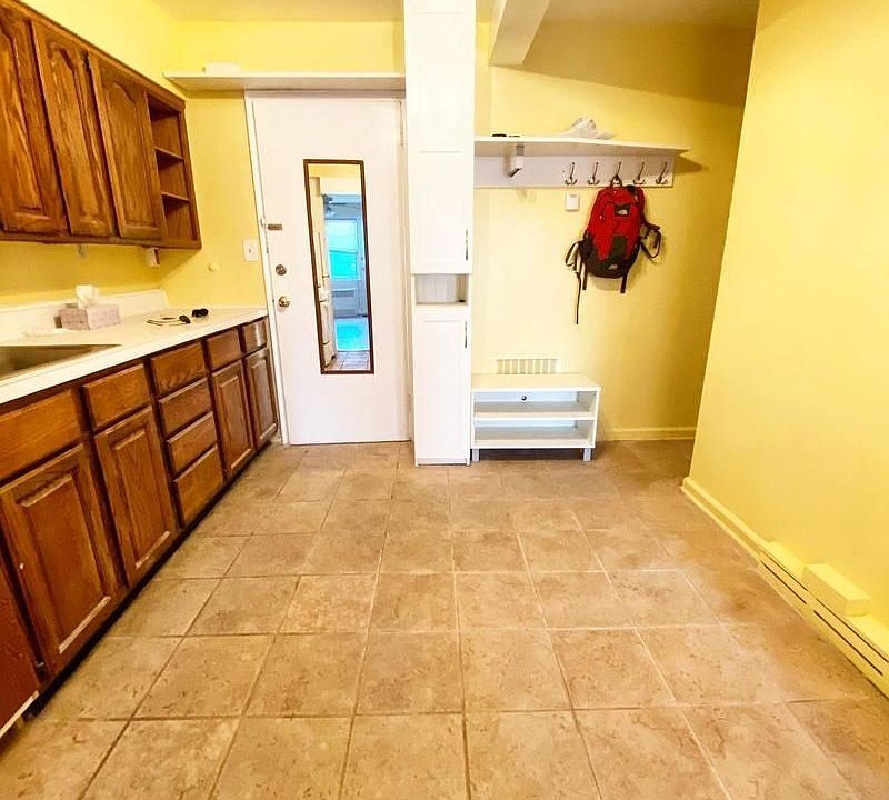 1st image of 18-27 21st Dr #1