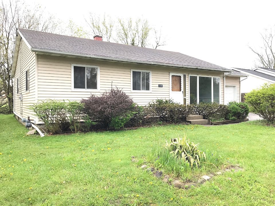 2nd image of 13281 Colonial Woods Dr