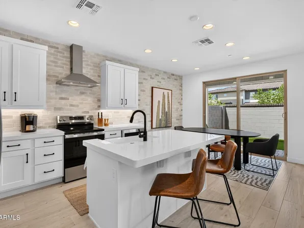 3530 E RIVERDALE Street, Mesa, AZ 85213
