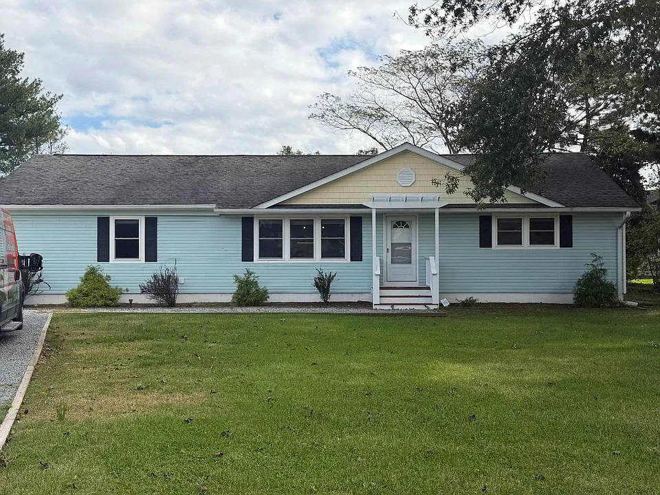 8 Tulane Dr