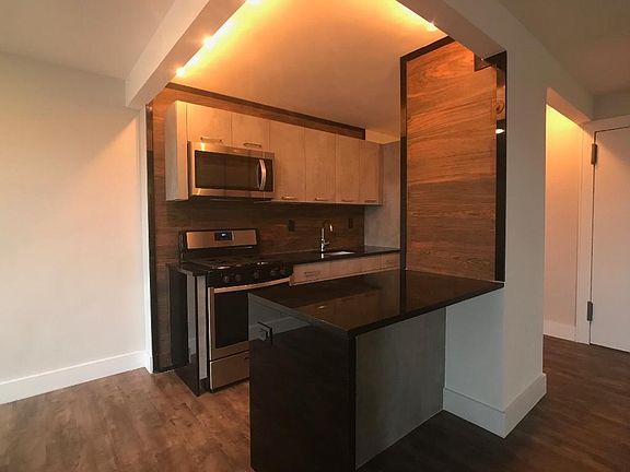 4th image of 1365 Saint Nicholas Ave #7Z
