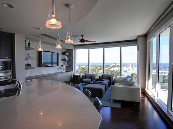 3rd image of 180 Beach Dr NE Unit 702
