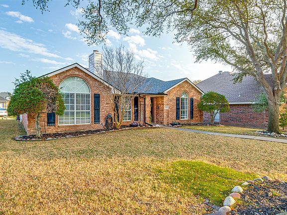 2nd image of 10800 Huntington Rd