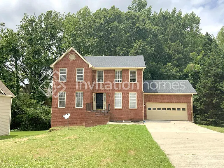 210 Enon Ct SW — Photo 1