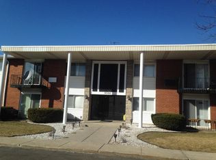 9500 Dee Rd #208H, Des Plaines, IL 60016