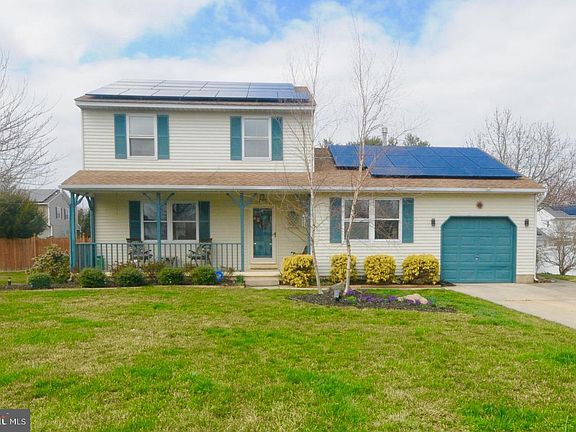 4th image of 397 Megan Dr