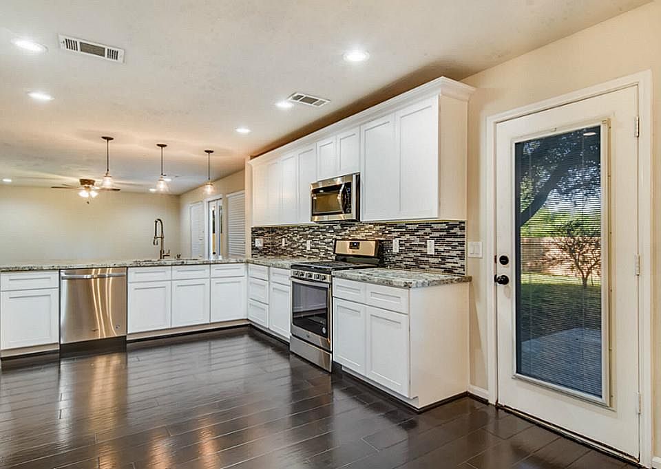 1st image of 20202 Sabal Palms Dr