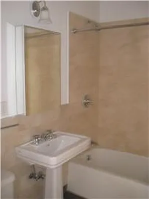 Rented by RELO REDAC INC. | media 1