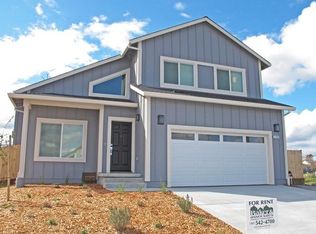 3709 Hennessy Pl, Santa Rosa, CA 95403