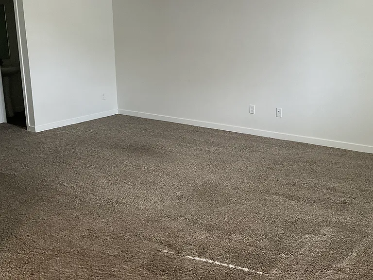 510 Trails End — Photo 2