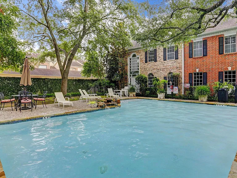 2125 Bering Dr #2125 — Photo 23