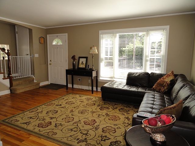 1st image of 506 E Austin Ave