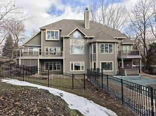 982 Eastshore Dr, Fox Lake, IL 60020