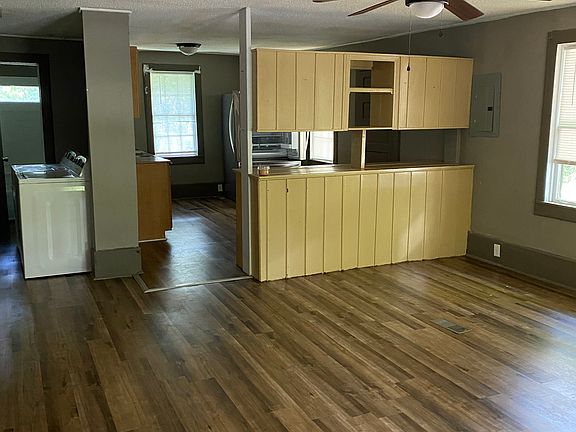 5th image of 5485 Thistledown Dr