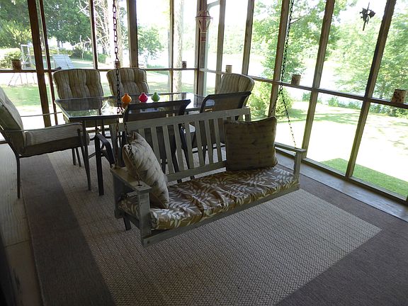 Enjoy outside dining