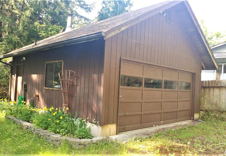 2nd image of 41 E Aycliffe Dr