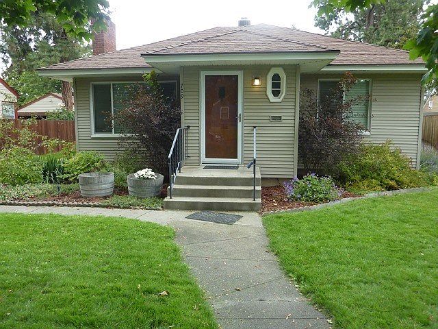 1st image of 709 E Thurston Ave