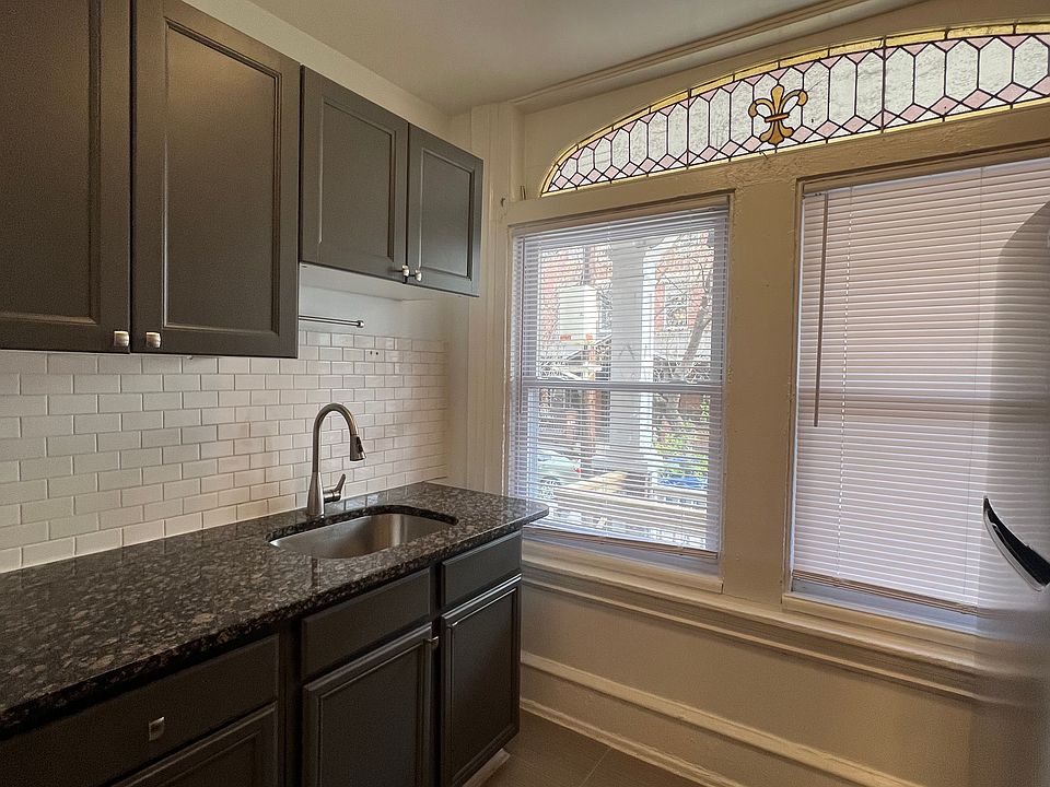 1st image of 236 Buckingham Pl #1A