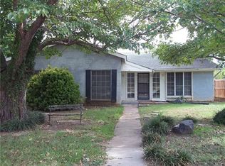 1226 Valencia Ln, Lewisville, TX 75067