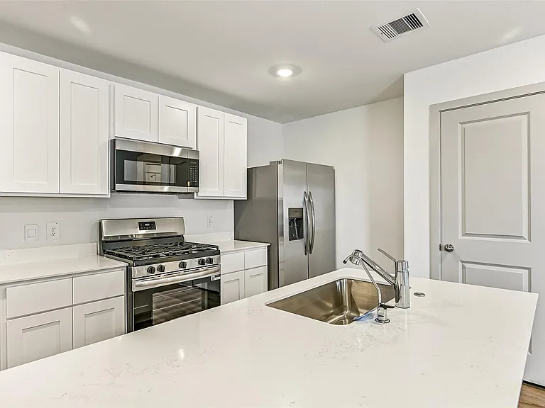 1015 Bluegill Dr — Photo 6