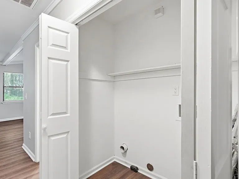 4501 Hezekiah Pl — Photo 32
