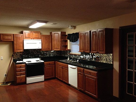 2nd image of 1308 Southpoint Dr