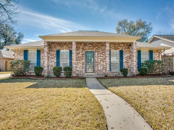 14219 Piping Rock Ln, Houston, TX 77077