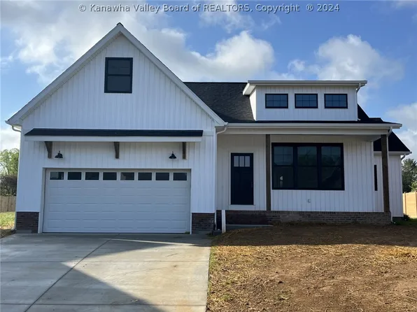 174 Mercy Way, Hurricane, WV 25526