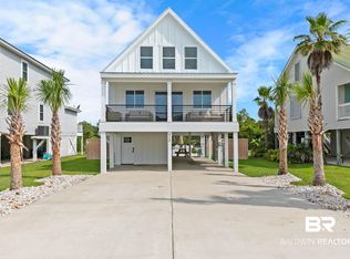 628 W 1st Ave, Gulf Shores, AL 36542