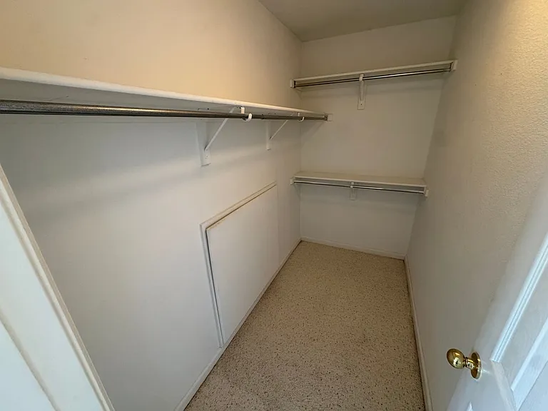 4505 S Auckland Ct — Photo 18