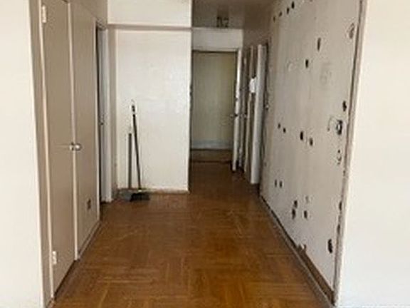 2nd image of 420 E 55th St APT 12T