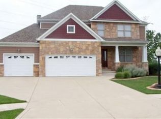 544 Orchard View Ct, Valparaiso, IN 46385