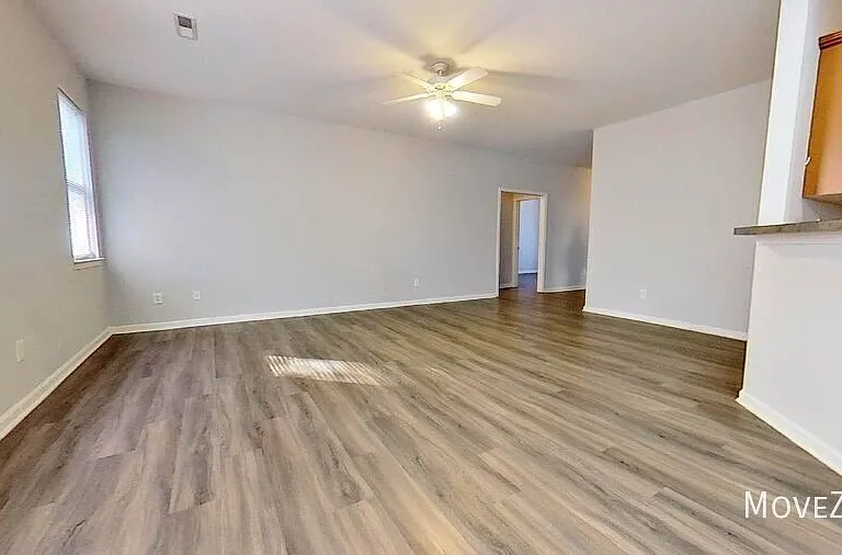 9409 Night Harbor Dr — Photo 23