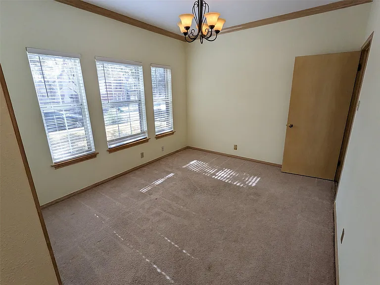 7602 Mifflin Kenedy Ter — Photo 4