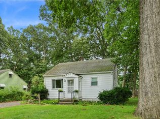 72 Devon Dr, Manchester, CT 06040