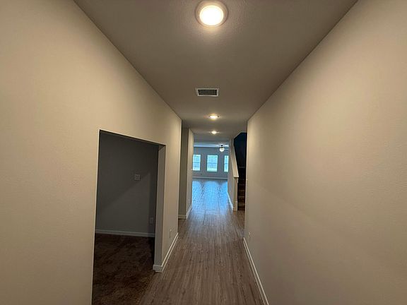 3rd image of 25105 Pomegranate Pl