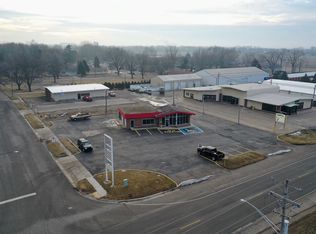 901 S 7th St, Rochelle, IL 61068