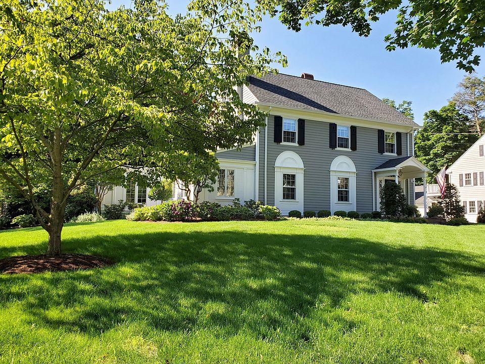 131 Algonquin Road