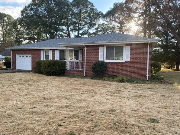 1917 Jack Frost Rd, Virginia Beach, VA 23455