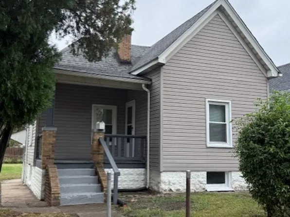 1635 Maple St, Granite City, IL 62040
