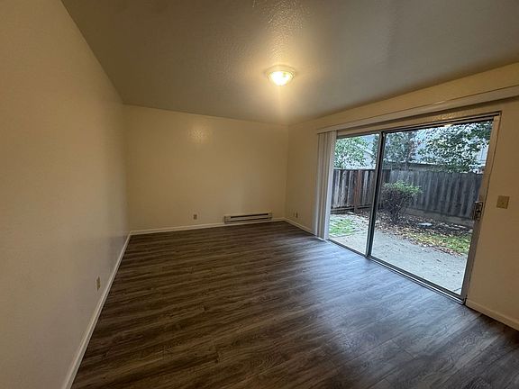5th image of 17825 Garden Way APT A
