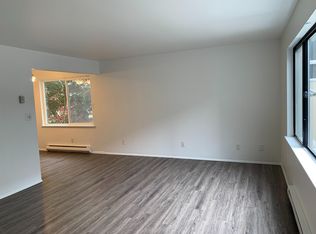 527 Summit Ave E APT 304, Seattle, WA 98102