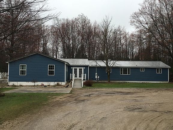 3rd image of 12414 Coster Rd SW