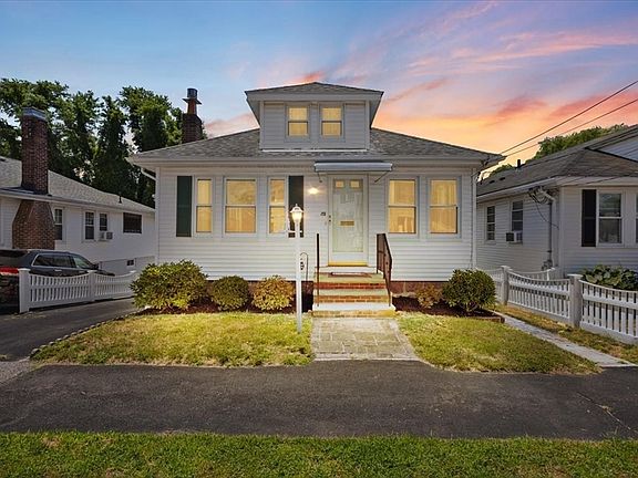 2nd image of 118 Connell St