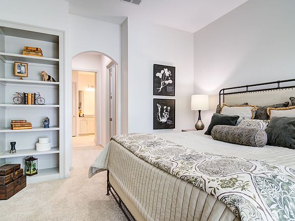 3rd image of 507 Bishop St NW #2203