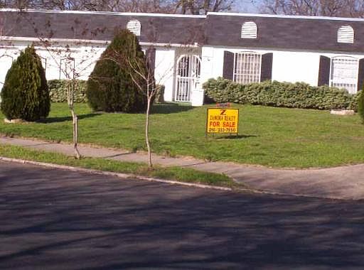 2nd image of 4718 PECAN GROVE