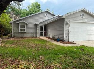 4100 Natchez Trace Dr, Saint Cloud, FL 34769
