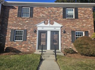 807 Windsor Dr #807, Framingham, MA 01701