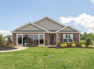 122 Chessie Rd, Mocksville, NC 27028